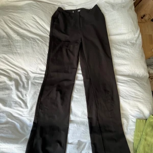 Kostym  - Nakd x Claire rosé 