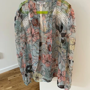 Skjorta  - Bra skick 