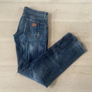 Dolce&Gabanna jeans  - Säljer snygga Dolce & Gabbana jeans hör av er kring frågor🤩storlek 48 motsvarar ca W31