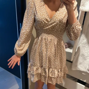 Klänning - Säljer denna söta klänningen