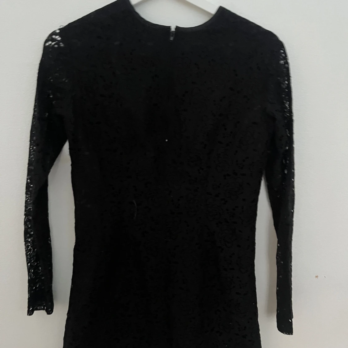 Svart spetsklänning  - 91