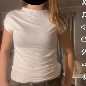 Tajt tröja - Från lager i storlek 160 men passar mig som har S❤️