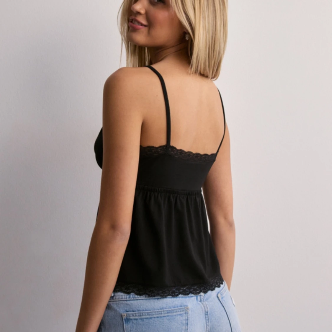 Svart topp - 90