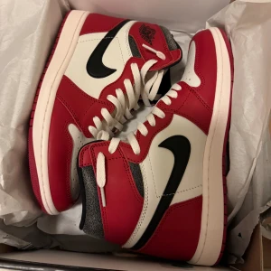Jordan 1 Lost & Found - Helt nya storlek 43 Kan fraktas eller mötas upp i Gävle