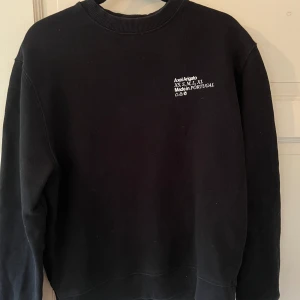 Axel Arigato ”Made in portugal” Sweatshirt - Säljs inte längre  Size M Sparsamt använd  449kr 