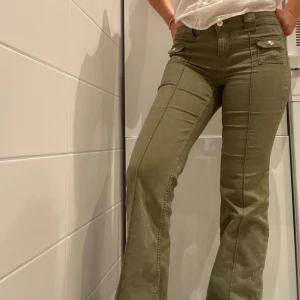 Gröna jeans - Snygga och populära jeans