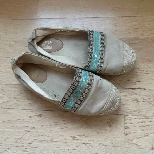 Esparillos glittriga fina i strl 38 - Esparillos glittriga fina i strl 38