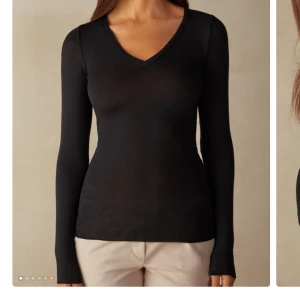 intimissimi tröja  - tröja från intimissimi ❤️ är använd några gånger men inte så mkt, bra skick! 