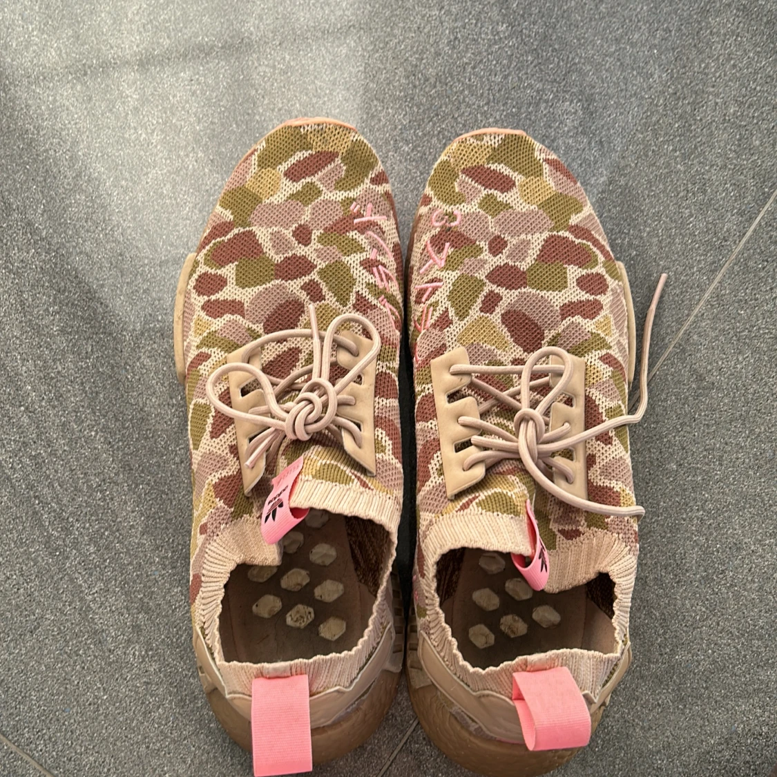 Adidas sneakers  - 92