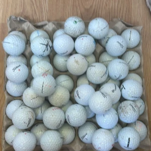 Blandade Titleistbollar  - 65st blandade titleistbollar Finns i Kungsängen eller kan skickas! Skriv om du har några frågor och funderingar!