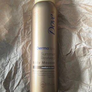 Body mousse  - Dove, endast testat.