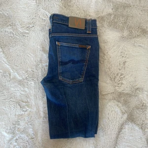 Nudie Jeans - Inga defekter  Sälja för endast 399