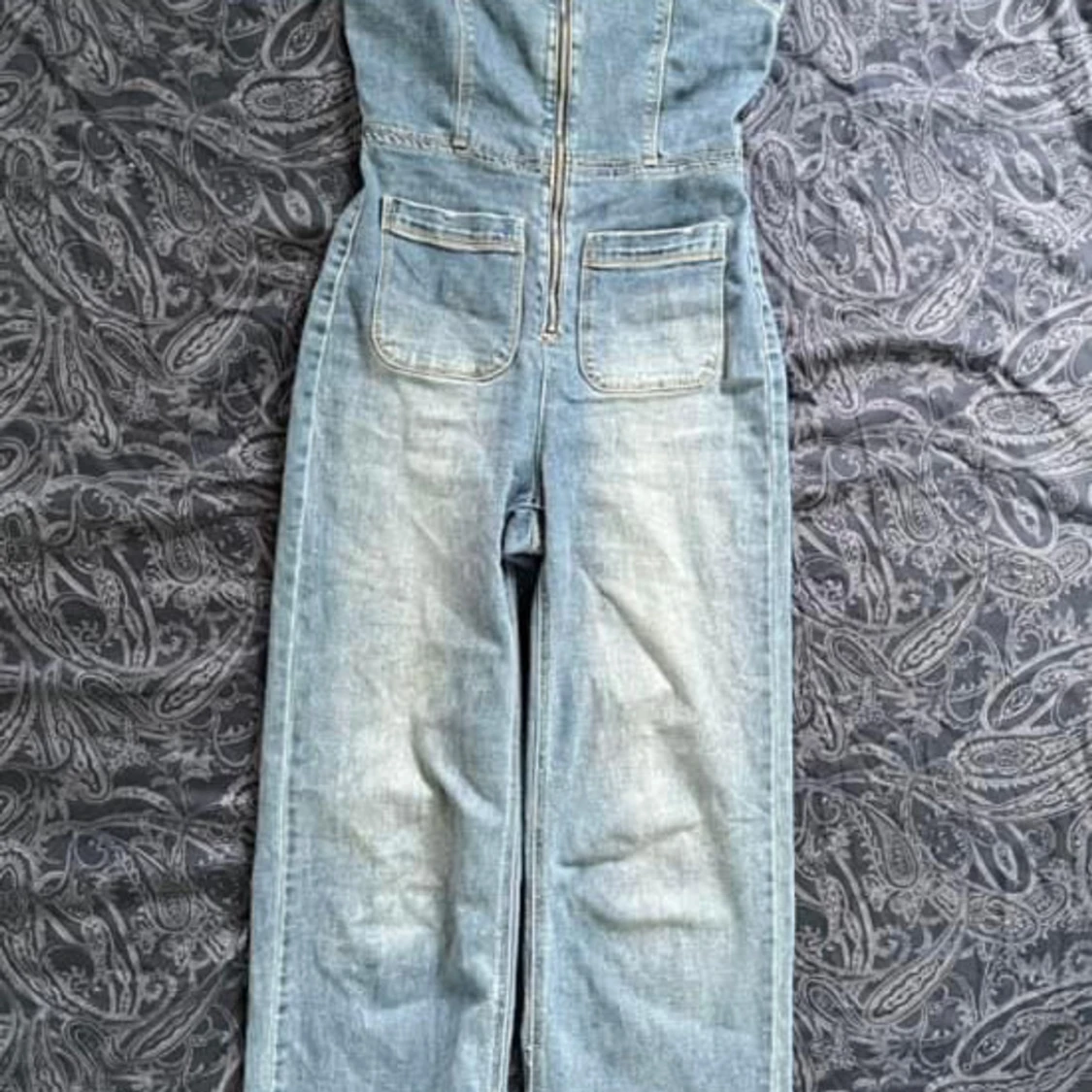 Underbart snygg byxdress