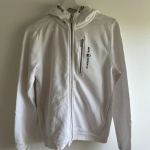 Kofta - Kofta från sailracing i god skick