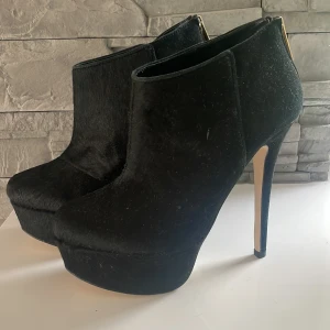 Carvela Kurt Geiger - Helt nya
