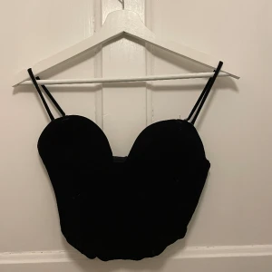 Festtopp - Skit snygg topp som inte används🤍