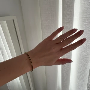 Armband  - Jättegulligt bangel armband 