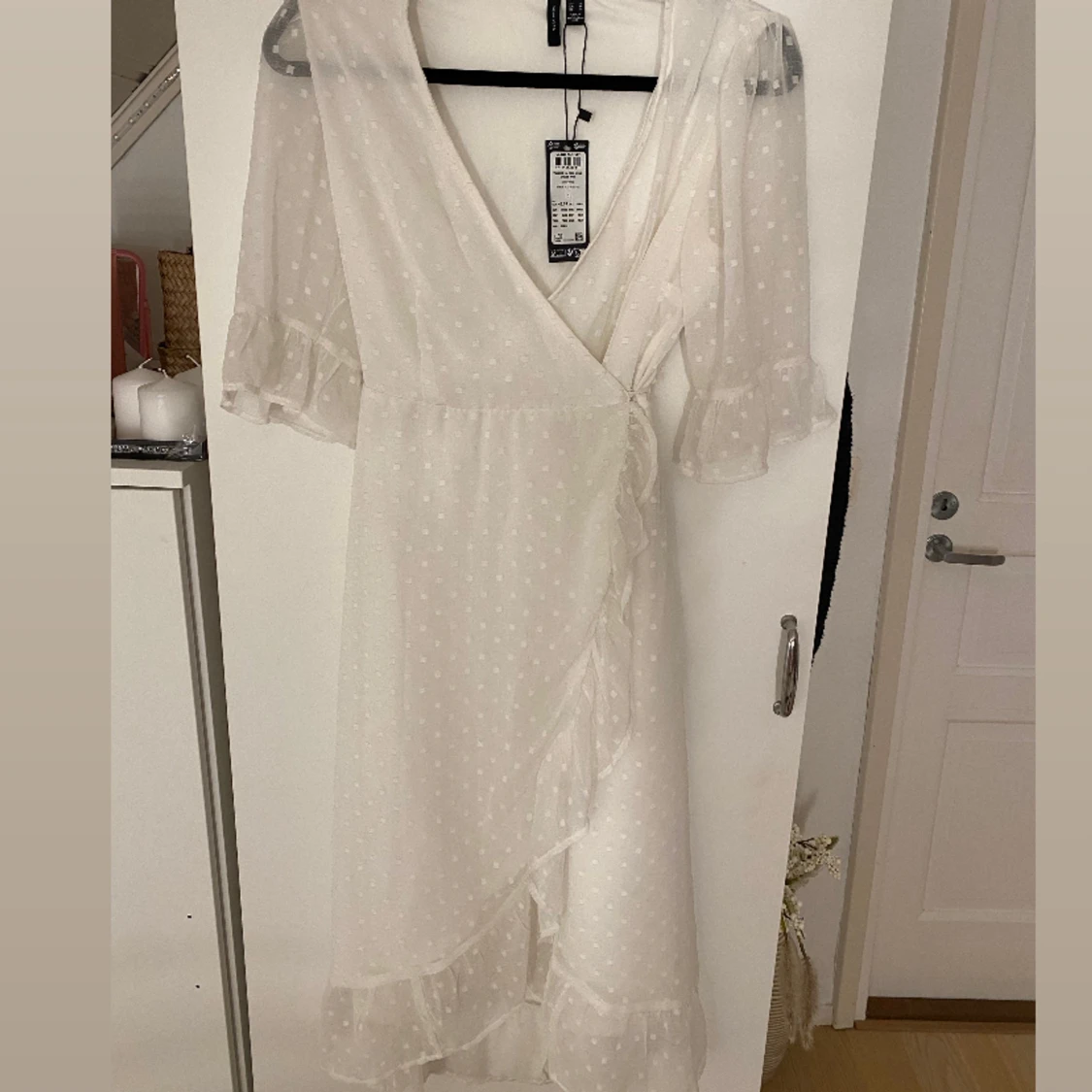 studentklänning/avslutningsklänning/ vit sommarklänning  - 91