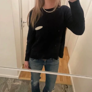 Kashmir tröja - Så snygg marin blå kashmir tröja, bra skick