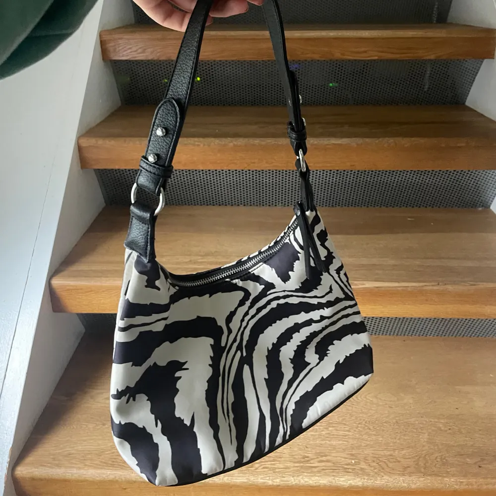 Super söt zebra väska! Säljer pga att den ej används längre🦓❣️. Väskor.