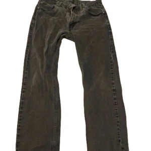 Levis 505 - Bra skick, lagade i skrevet 