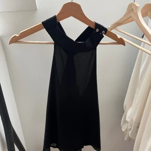 Halterneck top  - Köpt från Zalando för flera år sen! Jag är 160