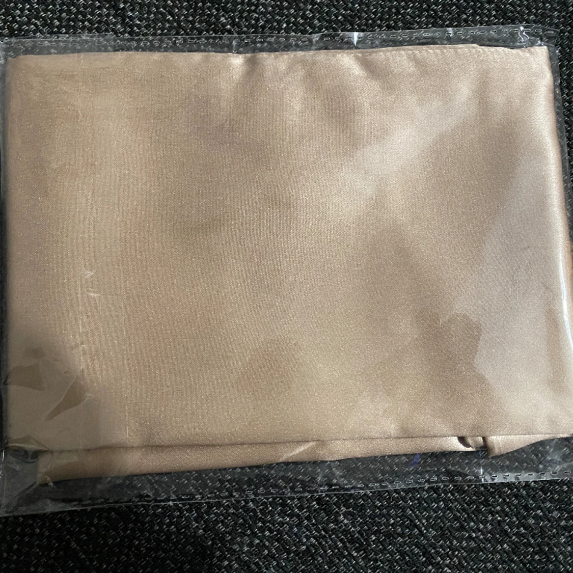 Silkesörngott från Lenoites - 1