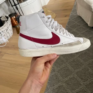 Nike blazers 77 - Väldigt bra skicka och nästan aldrig använda!