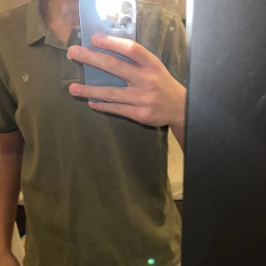 Morris Piké mörk grön - Tröjan är XL och är väldigt fin