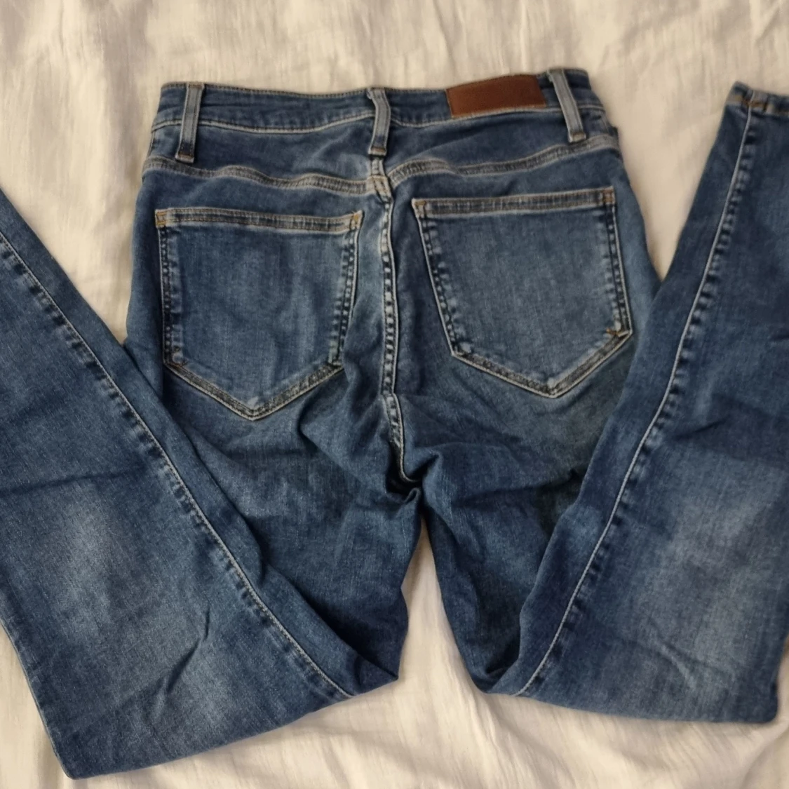 Högmidjade jeans  - 90