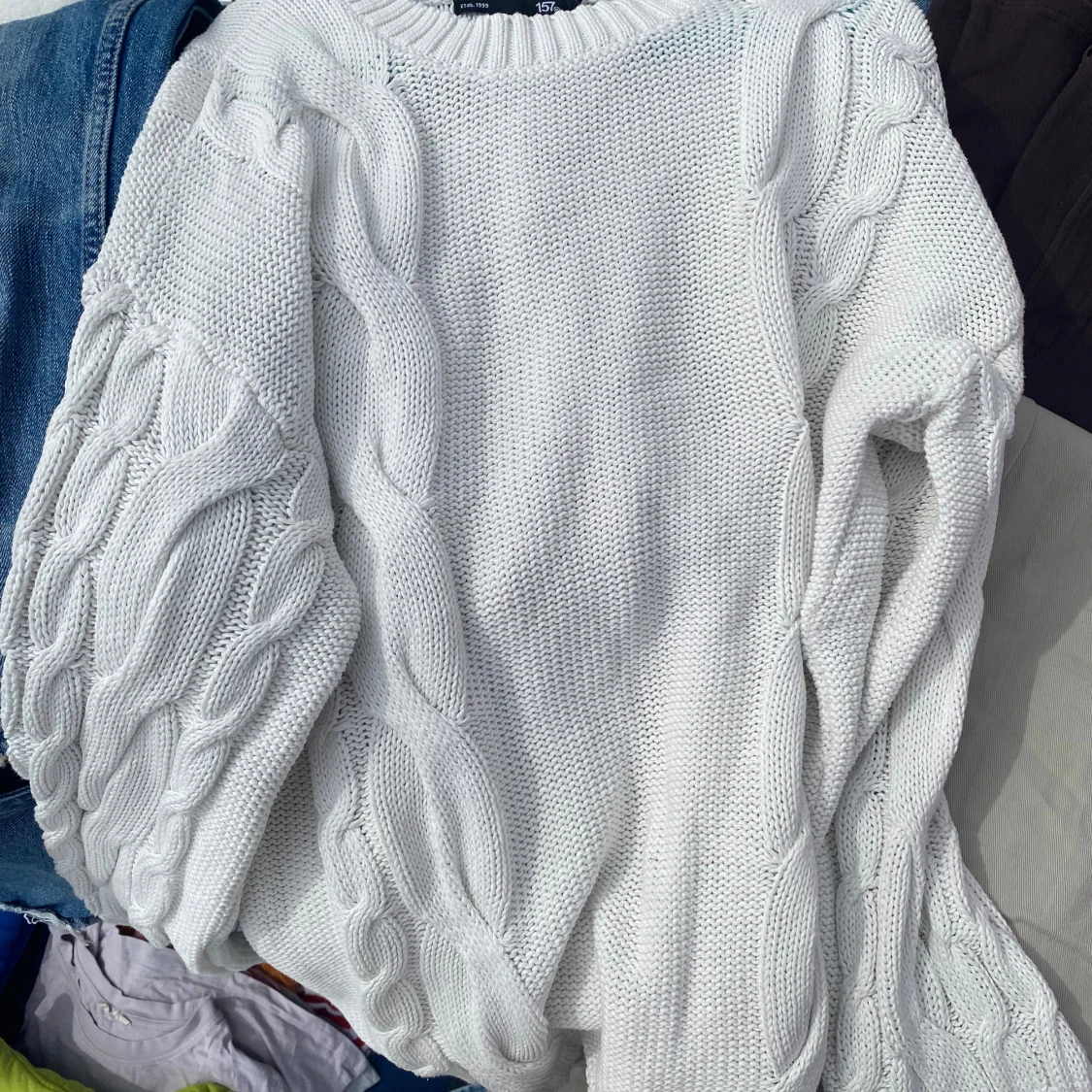 Stickad tröja 