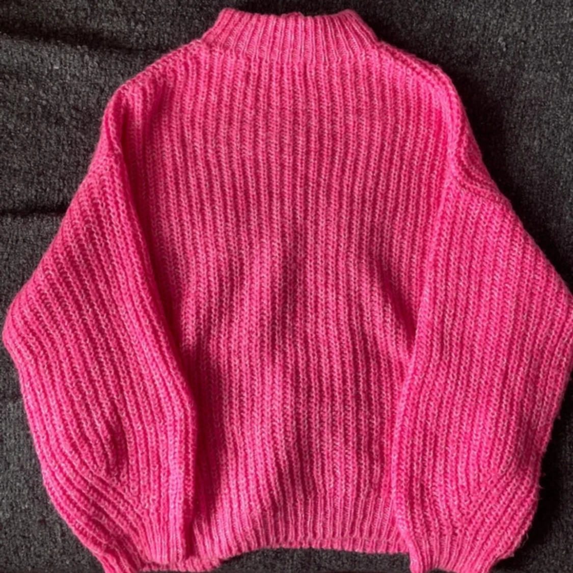 Rosa stickad tröja - 90