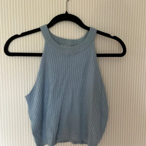 Blått linne - Ett blått linne från NA-KD.  Storlek S.