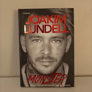 Monster - Joakim Lundell  - Biografi av Joakim Lundell Fint skick