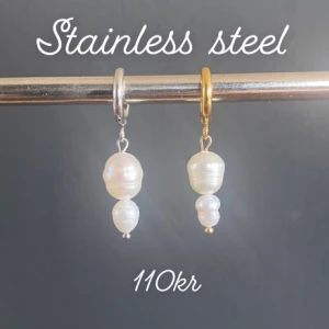 Örhängen  - Frakt 18kr ❤️par