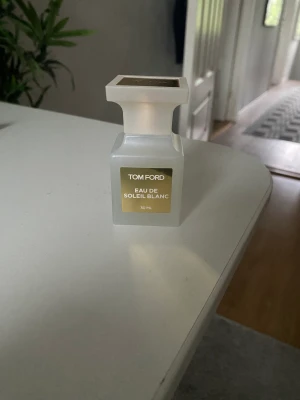 Soleil blanc tom ford - Parfym, ca 25/30 ml kvar