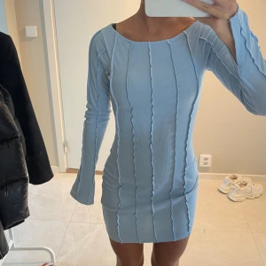 Klänning - Väldigt bra skick. Storlek XS