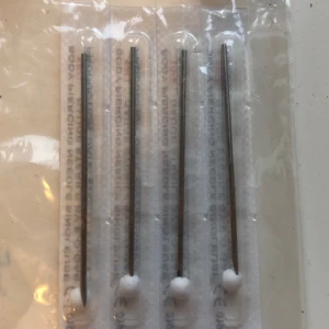 Piercingnålar  - Oöppnade steriliserade piercing nålar från amazon i 14gauge