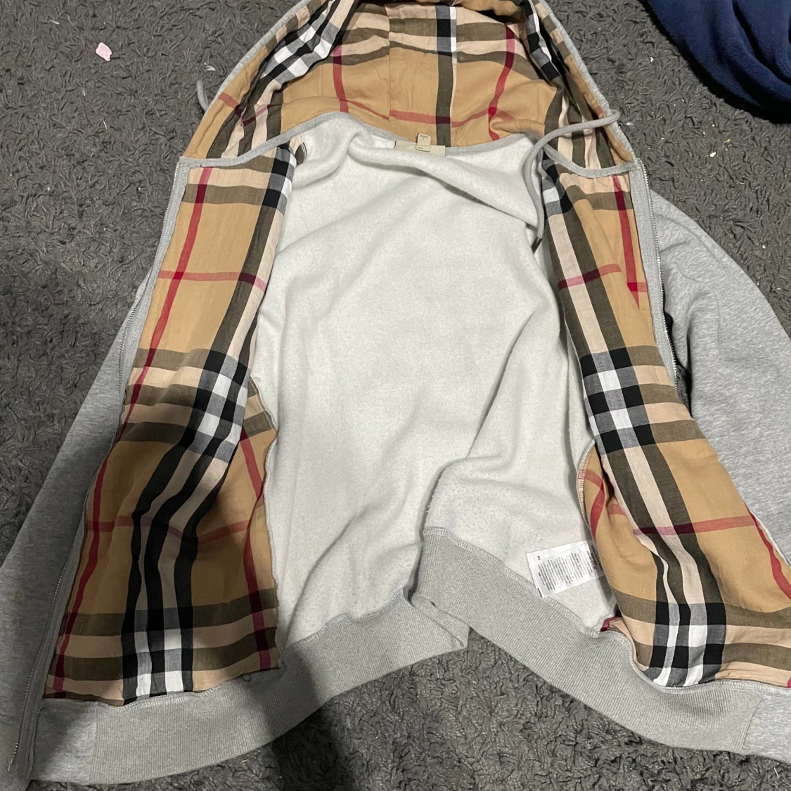 Burbbery tröja  - 90
