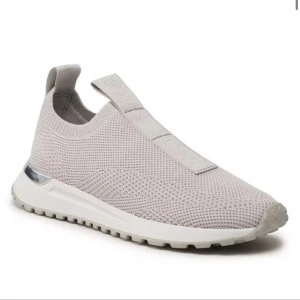 Michael kors skor  - Säljer mina nya skor från Michael kors. skorna är original och köptes på Zalando för 1795. Dom var tyvärr för stora på mig så dom är helt nya och endast testade🩶  (Skriv gärna för fler bilder och information) (Köparen betalar frakt, 1500+ frakt)