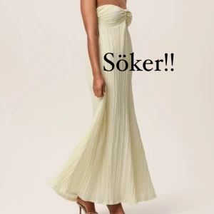 Söker Adoore klänning - Söker denna från Adoore om någon har i  storlek 32-36💛