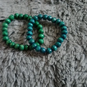 Armband  - Två armband 