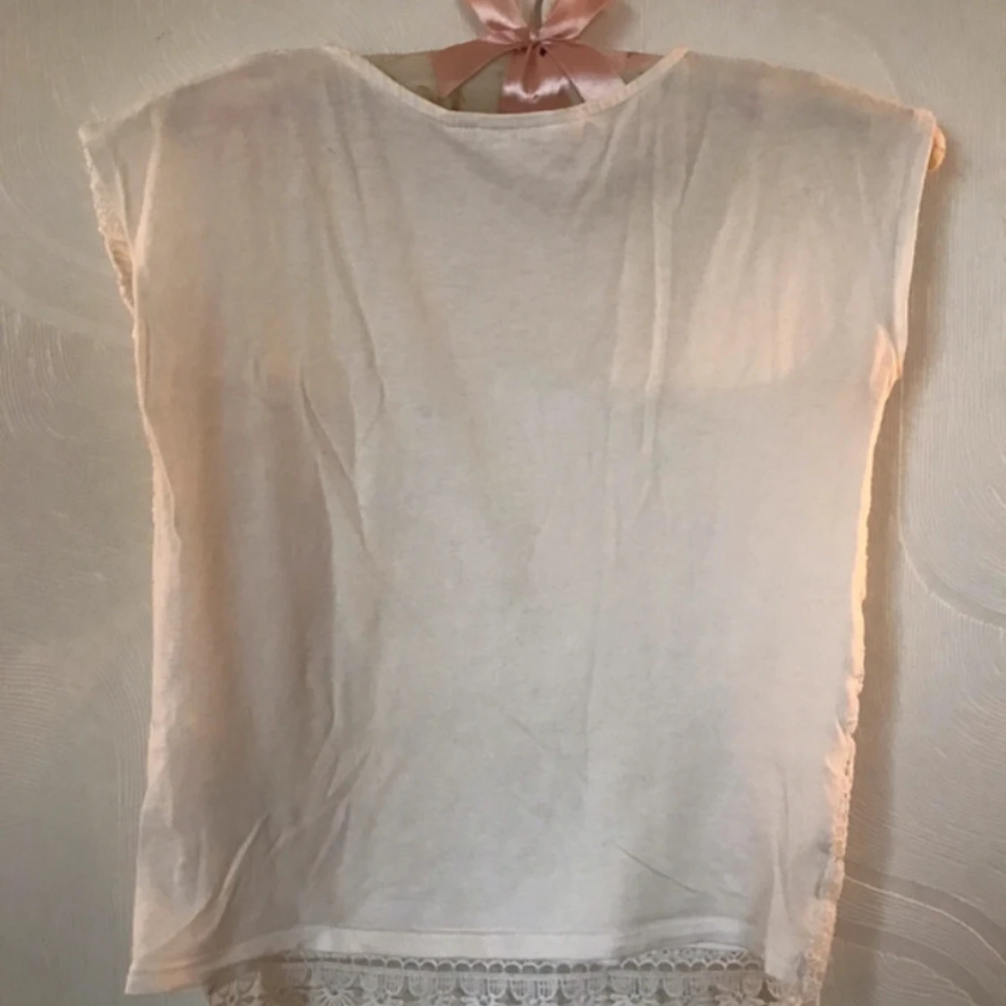 Kortärmad spets  - 90