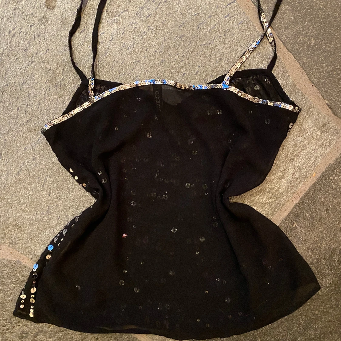 Fest linne med paljetter - 90