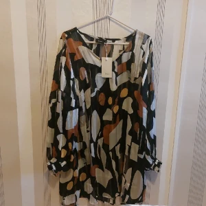 Zizzi ny klänning - Klänning från Zizzi i nyskick