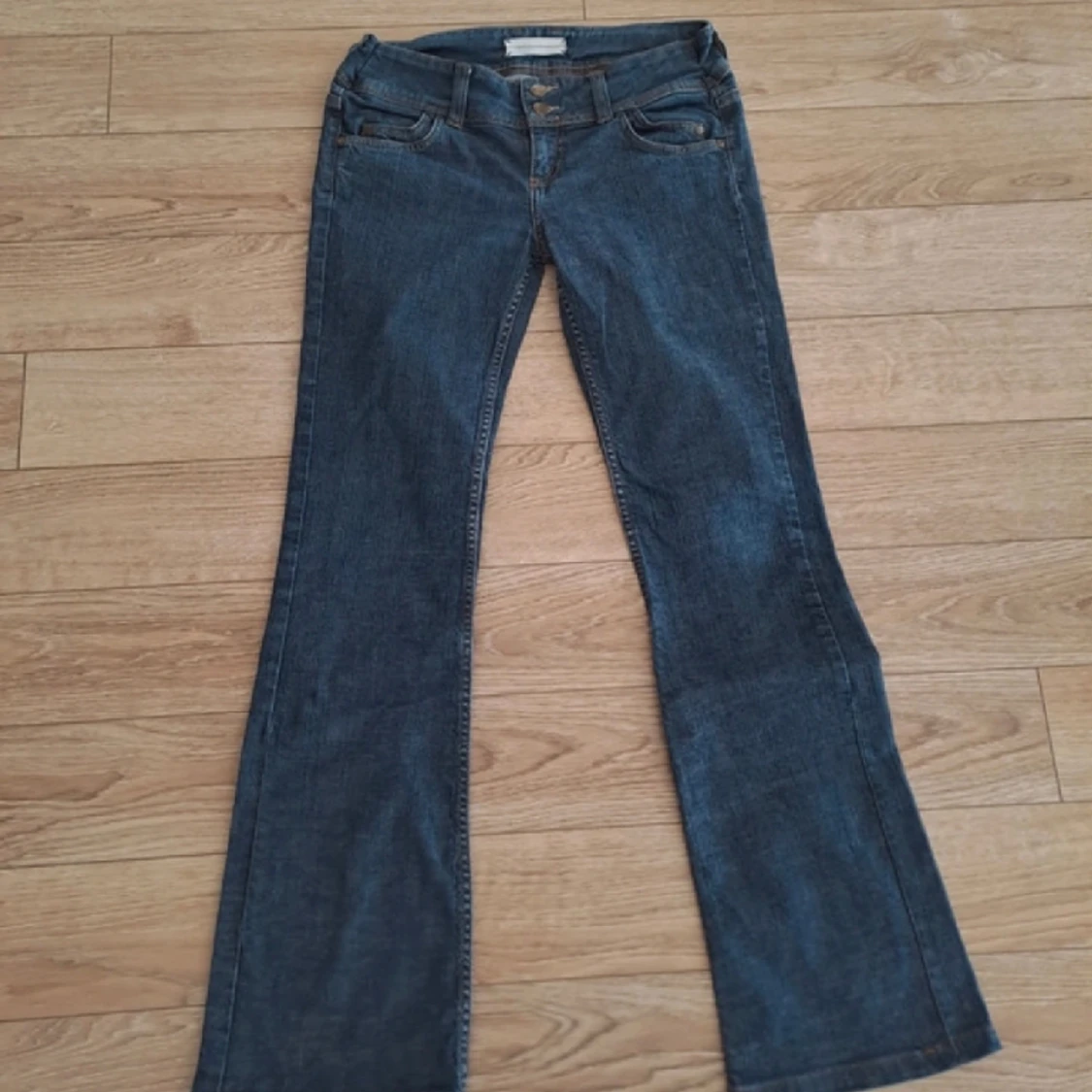 Lågmidjade jeans  - 1