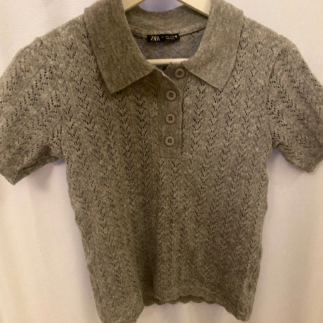 Grå stickad Zara tröja 