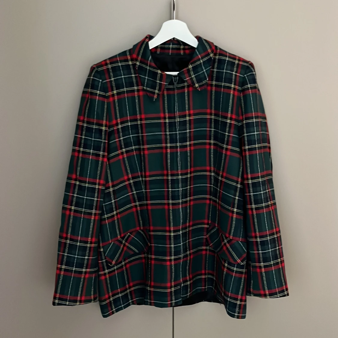 Jättesöt rutig jacka!