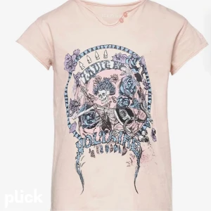 Zadig tshirt  - Jättesnygg tshirt från Zadig i nyskick!