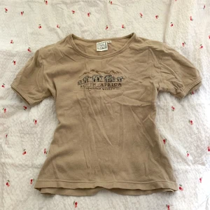 Tröja  - Vintage bomulltröja🌊 Står XL men betydligt mindre i storleken